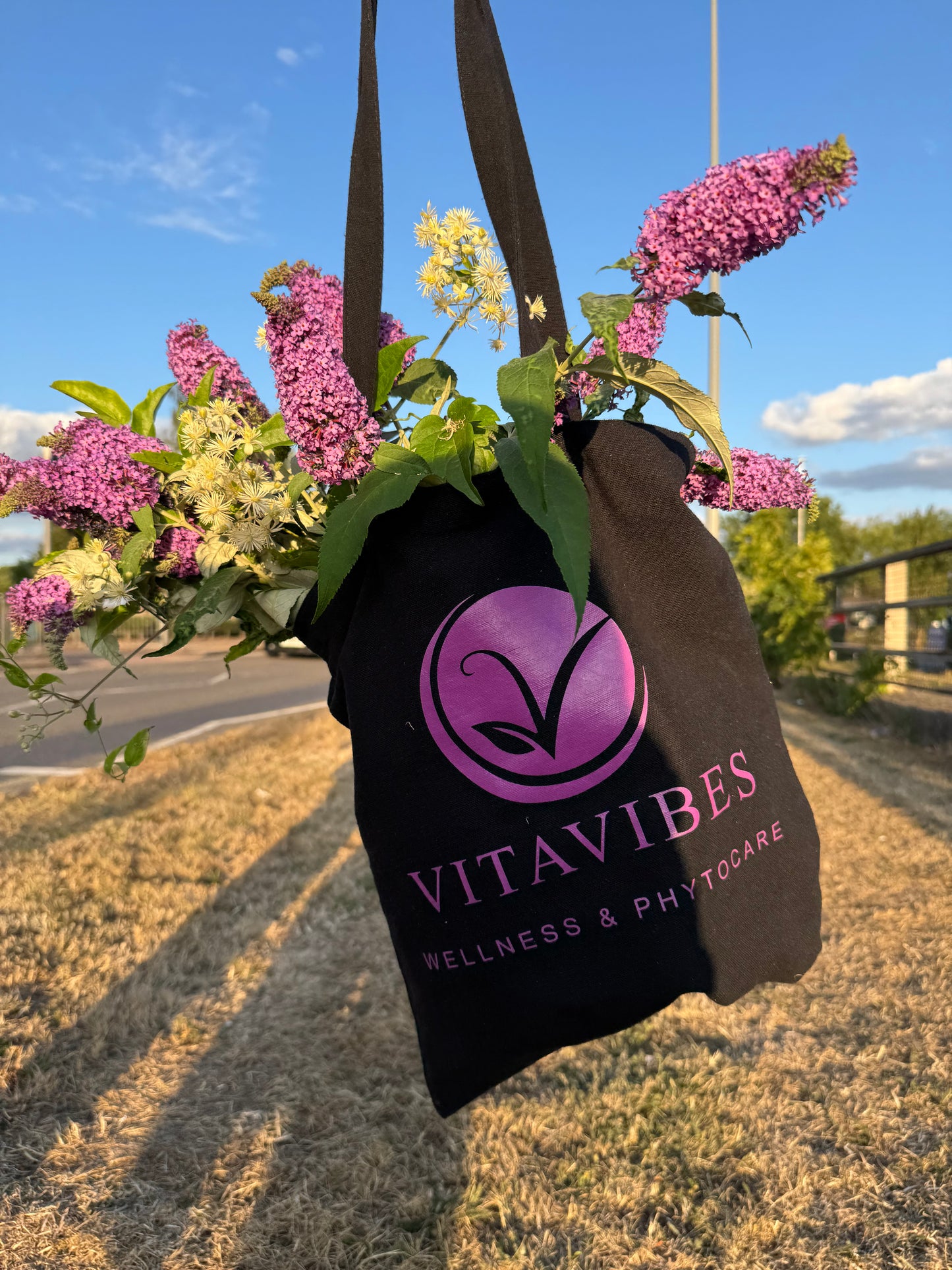 VITAVIBES Signature Tote Bag