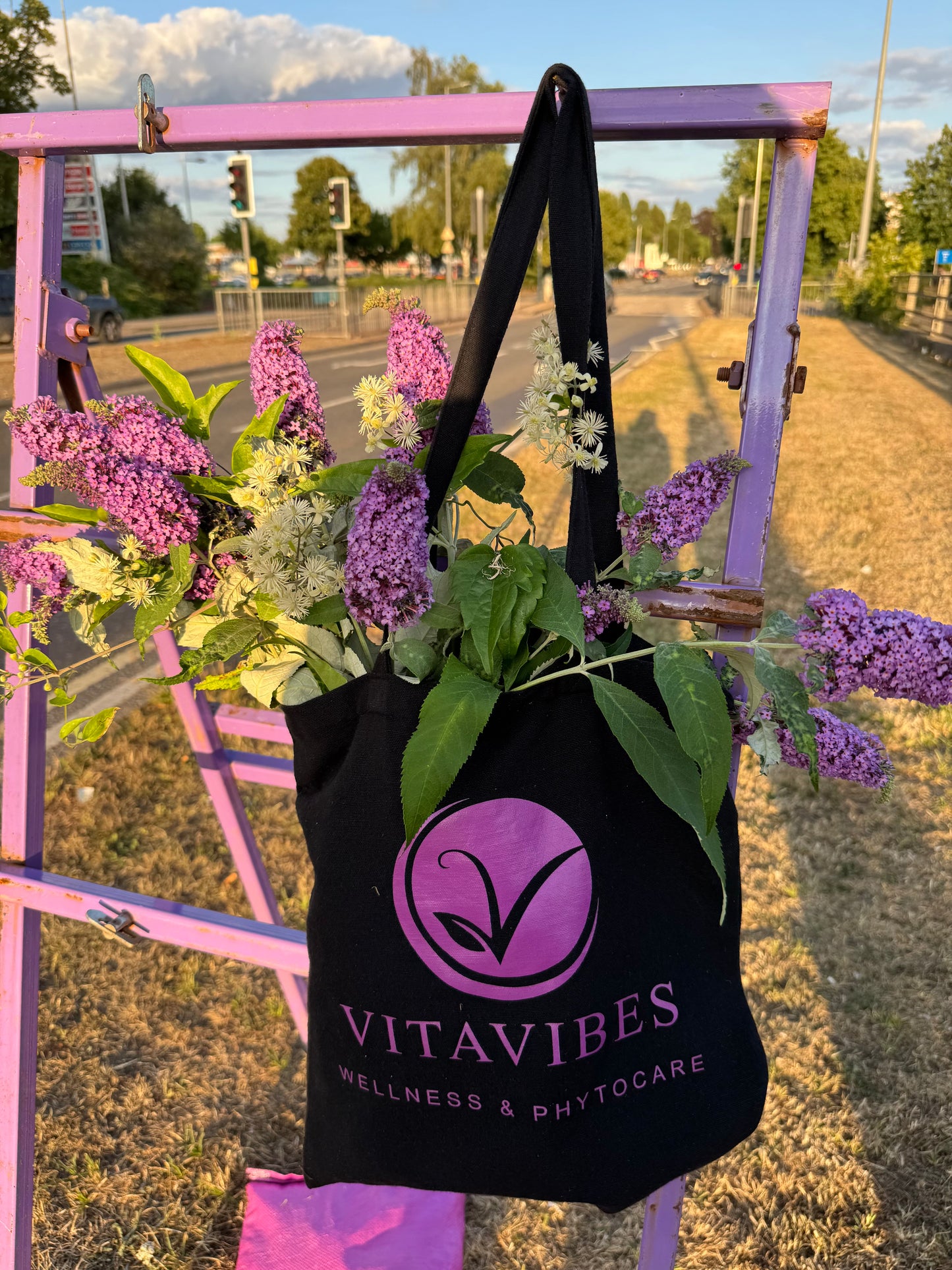 VITAVIBES Signature Tote Bag